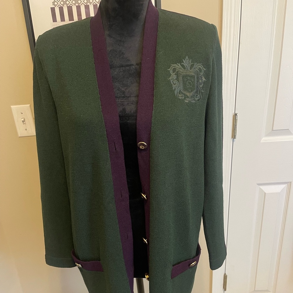 Gorgeous St. John color block sweater